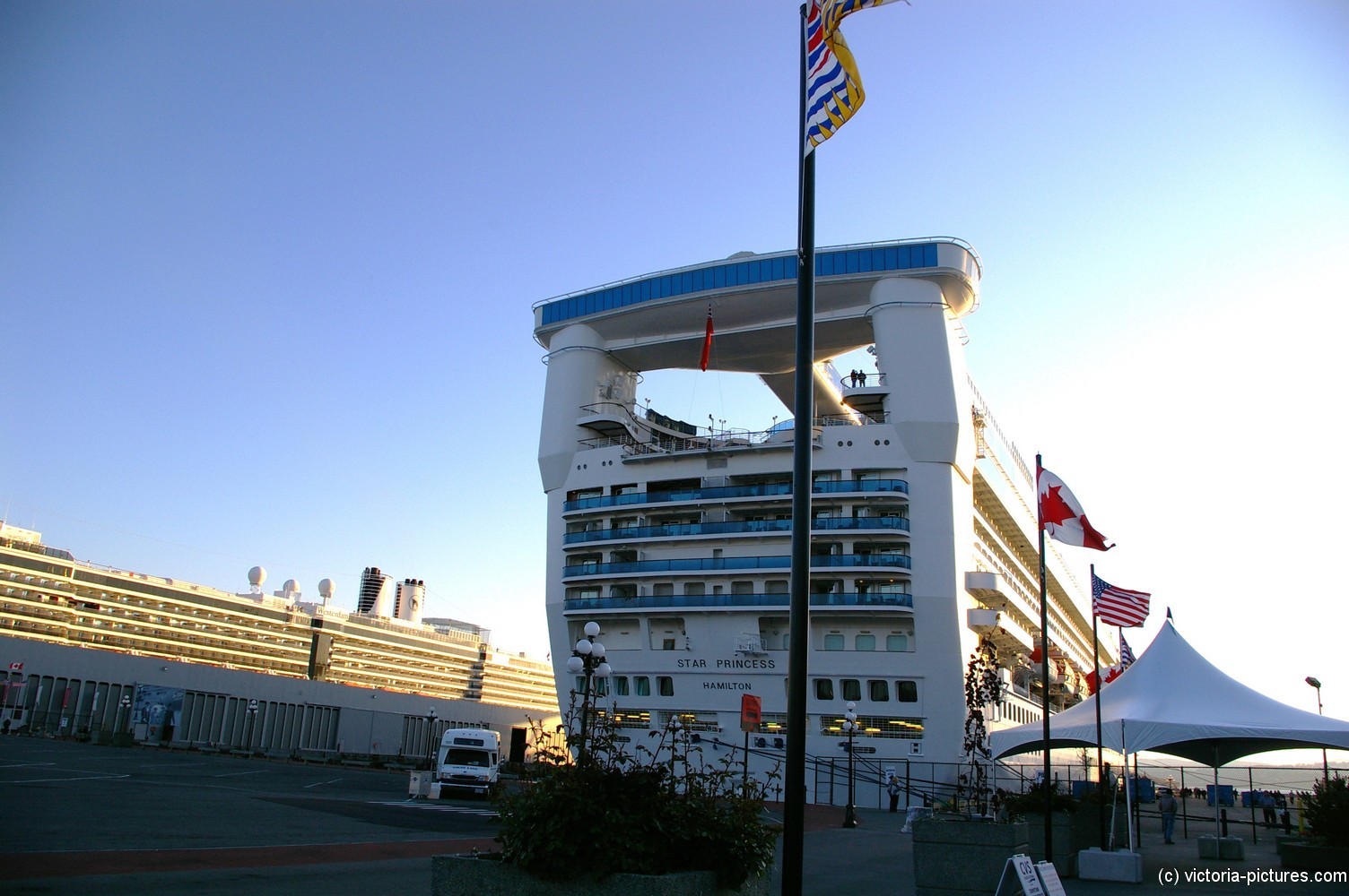 Star Princess cruise ship docked at Victoria.jpg