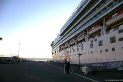 Norwegian Pearl forward view docked at Victoria Canada.jpg