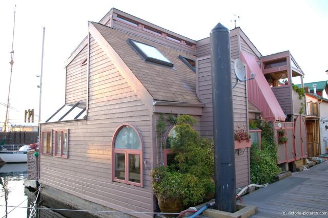 Brown floating house at Victoria Fisherman's Wharf.jpg