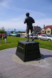 The back of the Terry Fox statue at Mile 0 Park in Victoria.jpg